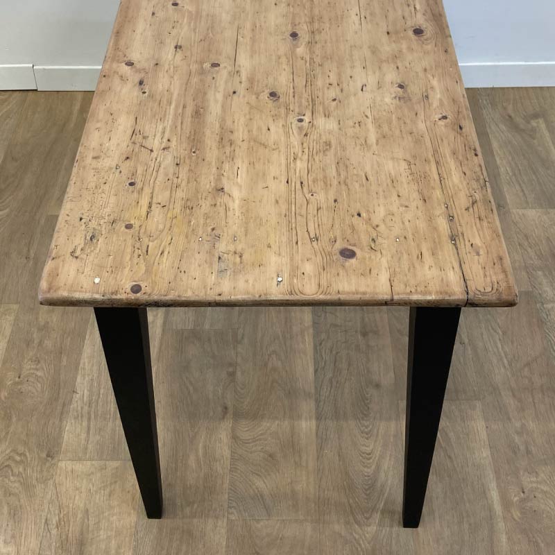 Table fixe ATELIER - bois de chêne massif -aspect brut